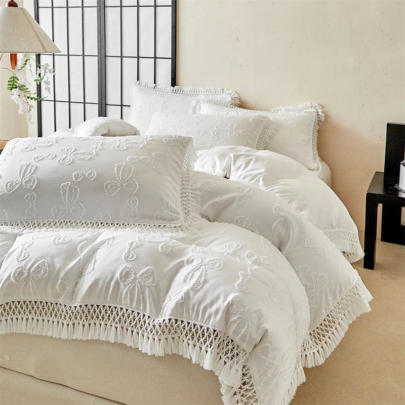4-Piece Bow Tassel Bedding Set – Soft Duvet Covers for Queen or King Size Beds 0