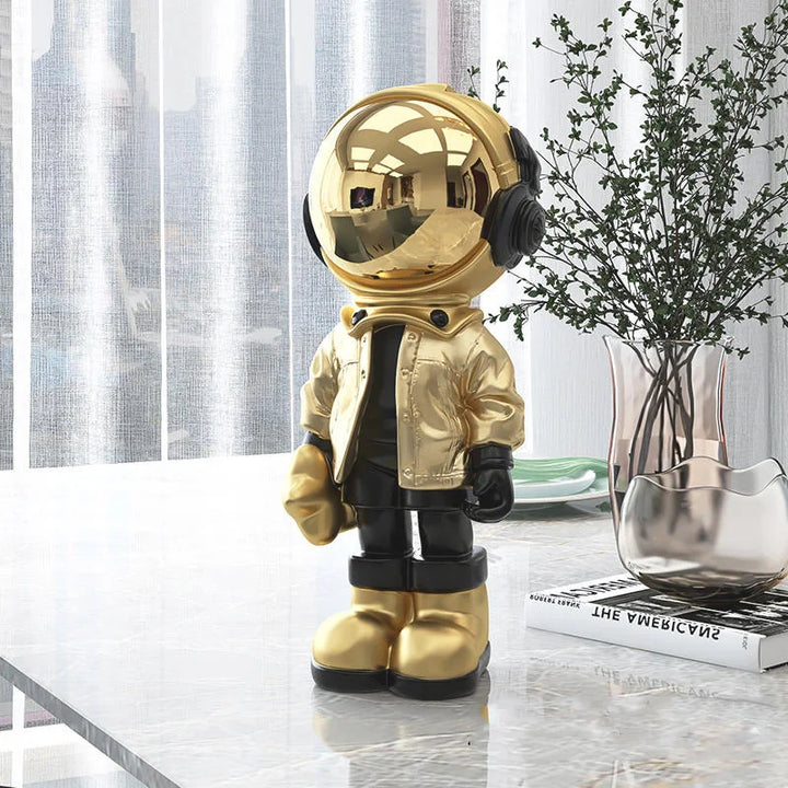 ARTLOVIN Creative Resin Astronaut Figurine - Unique Home Decoration 1