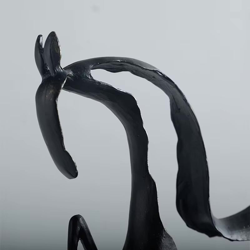 Abstract Metal Horse Sculpture – Elegant Home Décor for Modern Spaces 5