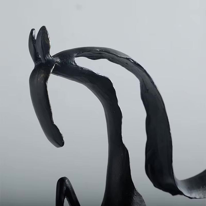 Abstract Metal Horse Sculpture – Elegant Home Décor for Modern Spaces 5