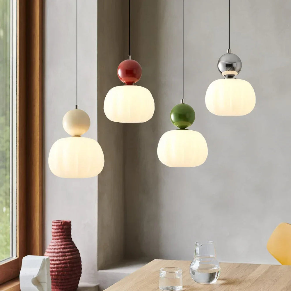 Art Deco Pendant Light in Cream – Stylish Illumination for Dining Room or Living Space 1