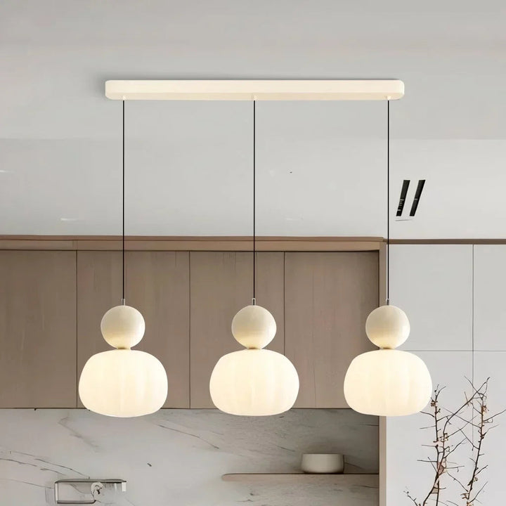 Art Deco Pendant Light in Cream – Stylish Illumination for Dining Room or Living Space 13