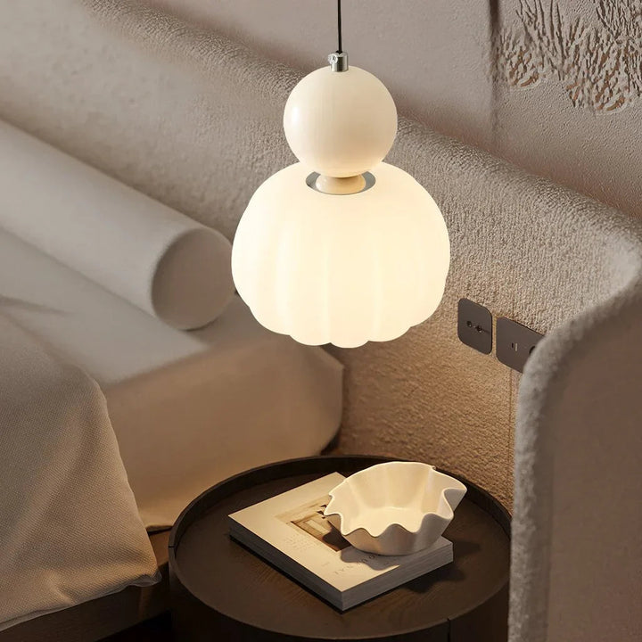 Art Deco Pendant Light in Cream – Stylish Illumination for Dining Room or Living Space 2