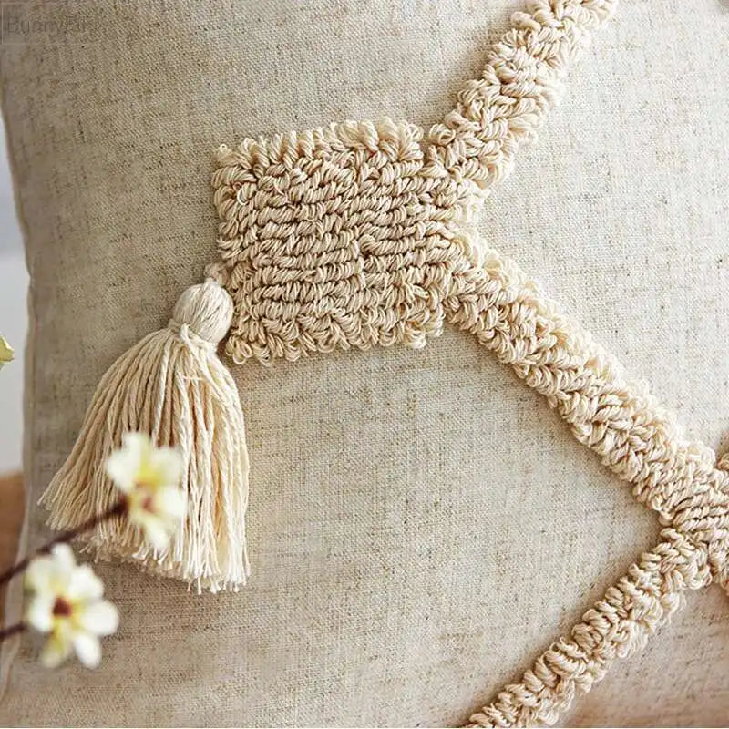 Boho Linen Cushion Cover with Tassels – Stylish Decor for Living Room or Bedroom 2