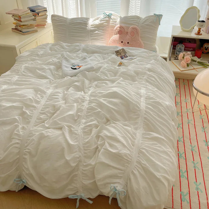 Chic Pleated Bedding Set with Soft Duvet Cover – Elegant Comfort for Twin, Double, Queen, or King Size 1