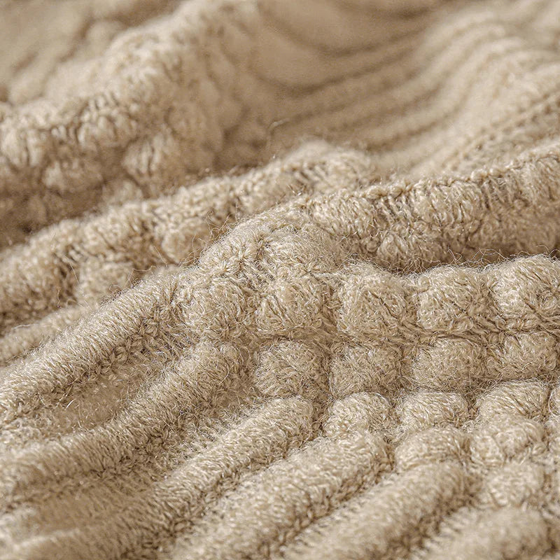 Chunky Knitted Blanket with Tassels – Cozy Acrylic Throw for Bed or Sofa 1