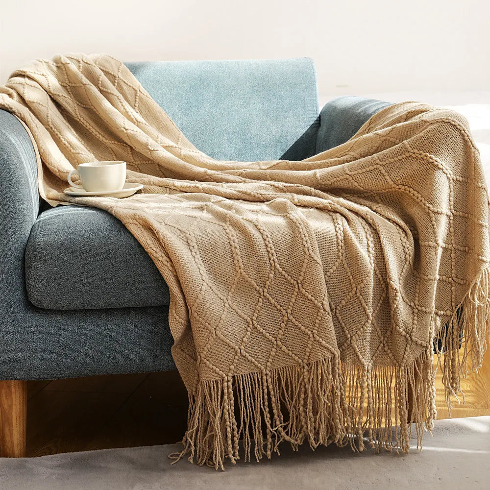 Chunky Knitted Blanket with Tassels – Cozy Acrylic Throw for Bed or Sofa 11