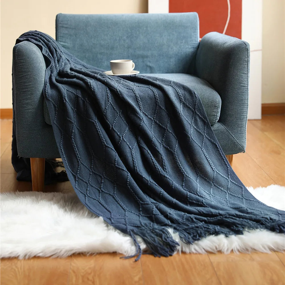 Chunky Knitted Blanket with Tassels – Cozy Acrylic Throw for Bed or Sofa 32