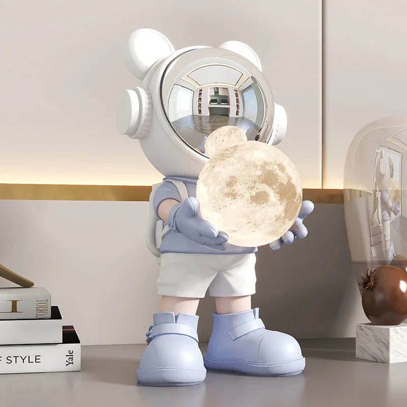 Creative Astronaut Decorative Figure – Unique Resin Ornament for Home or Office Decor 2