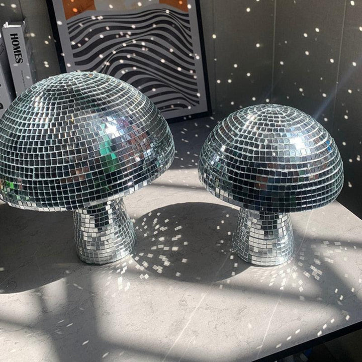 Disco Ball Mushroom Lamp with Retro Design – Fun Lighting for Living Room or Party Decor 4