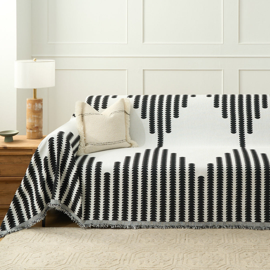 Durable Sofa Cover for Pet-Friendly Homes – Machine Washable Couch Slipcover with Forest Pattern 2