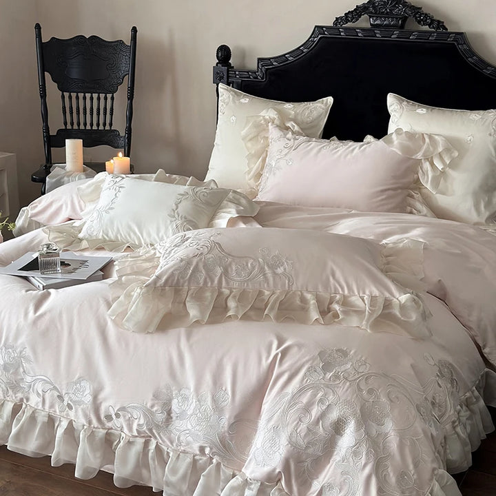 Egyptian Cotton Bedding Set with Floral Embroidery – Includes Duvet Cover, Bed Sheet, and Pillowcases for Luxurious Comfort 4