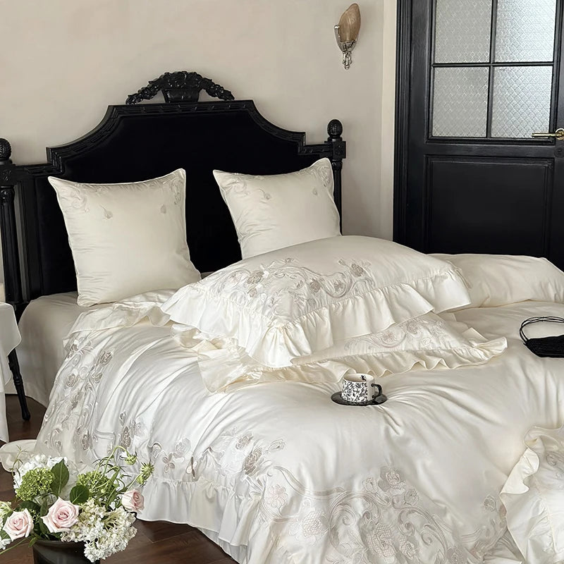 Egyptian Cotton Bedding Set with Floral Embroidery – Includes Duvet Cover, Bed Sheet, and Pillowcases for Luxurious Comfort 6