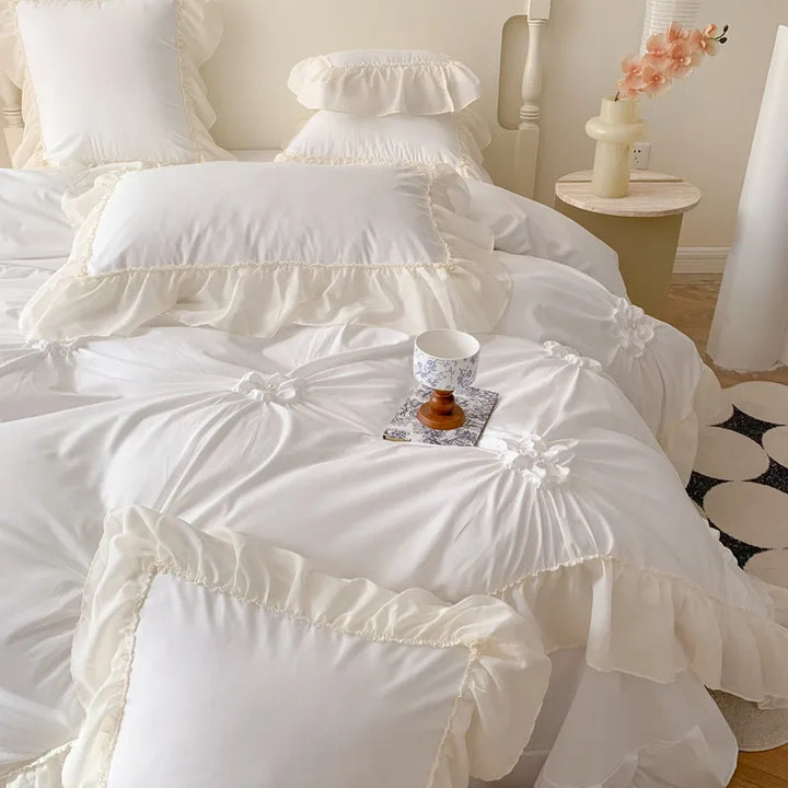 Elegant 3D Flower Duvet Cover Set – Lightweight Bedding for Queen Size Bed 5