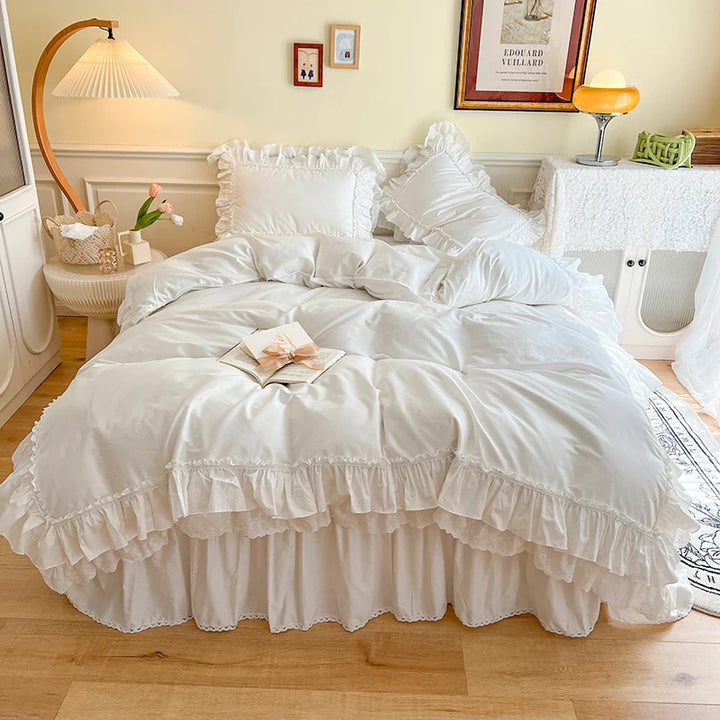 Elegant 4-Piece Bedding Set with Lace Ruffles – 100% Cotton Duvet Covers for a Sophisticated Bedroom Look 0