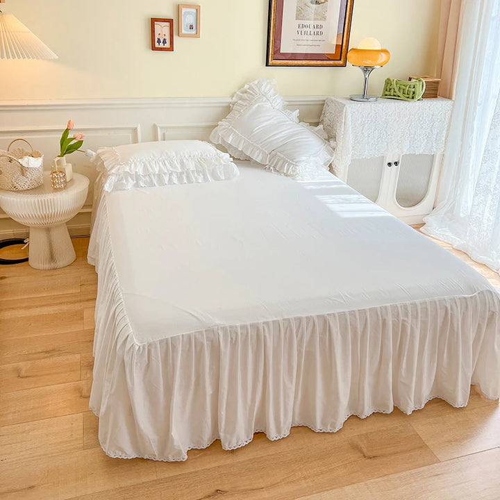 Elegant 4-Piece Bedding Set with Lace Ruffles – 100% Cotton Duvet Covers for a Sophisticated Bedroom Look 5