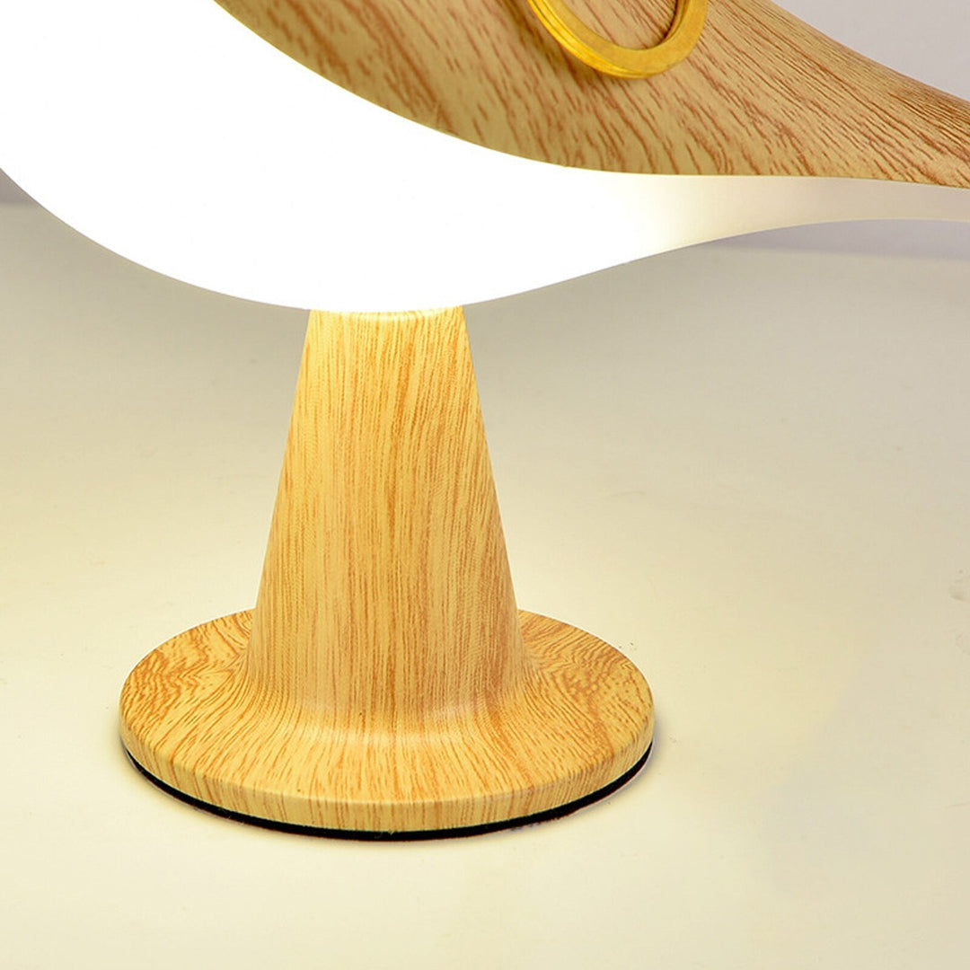 Elegant Bird Lamp with Whimsical Design – Charming Lighting for Living Room or Office 5