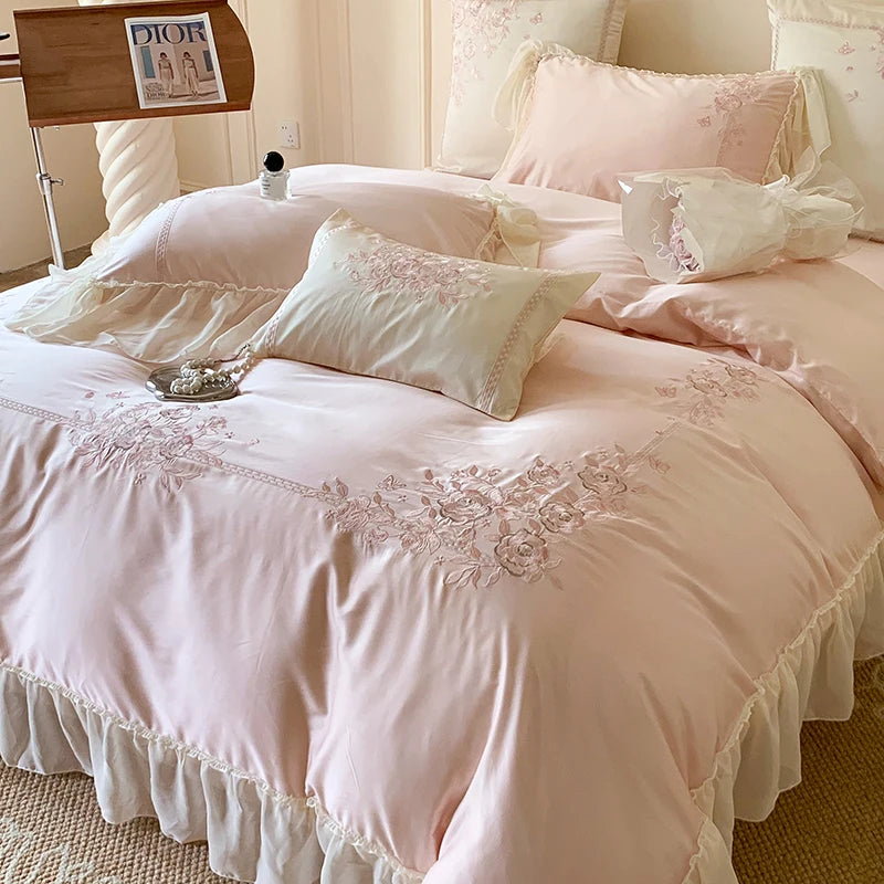 Elegant Floral Embroidery Bedding Set – Luxurious Egyptian Cotton Duvet Cover with Pillowcases for Queen or King Size 6