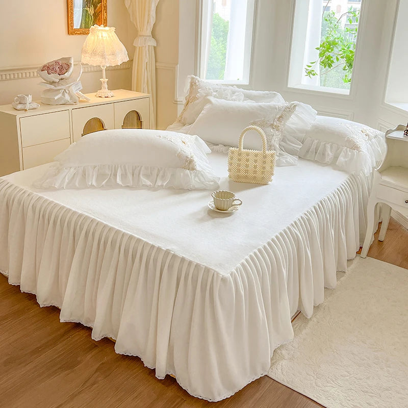 Elegant Lace Rose Embroidery Bedding Set – Soft Velvet Duvet Cover with Ruffles for Luxurious Bedroom Decor 5