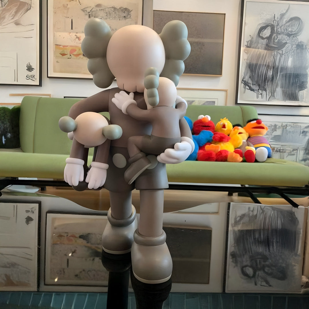 Hazelnut Brown Family Figure Sculpture – Heartwarming Décor for Living Room or Nursery 1