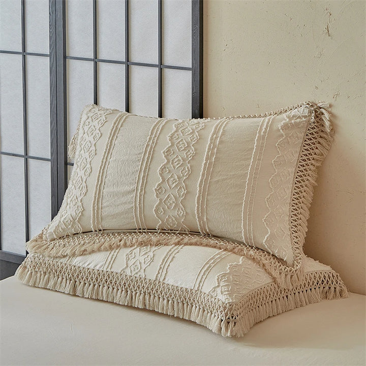 Large Tassel Bedding Set with Duvet Cover – Soft Fabric for Queen or King Size Beds 5
