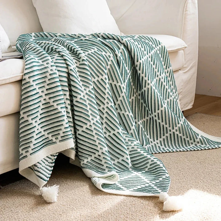 Luxurious Knit Throw Blanket with Tassels – Cozy Decor for Sofa or Bed 5