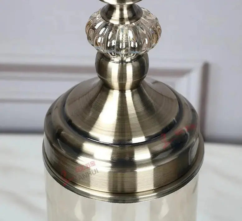 Mahogany Metal and Glass Vase – Elegant Decor for Home and Events 7