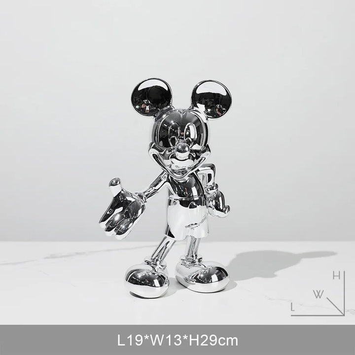 Mickey and Minnie Mouse Action Figure - Modern Collectible Doll and Room Ornament 10