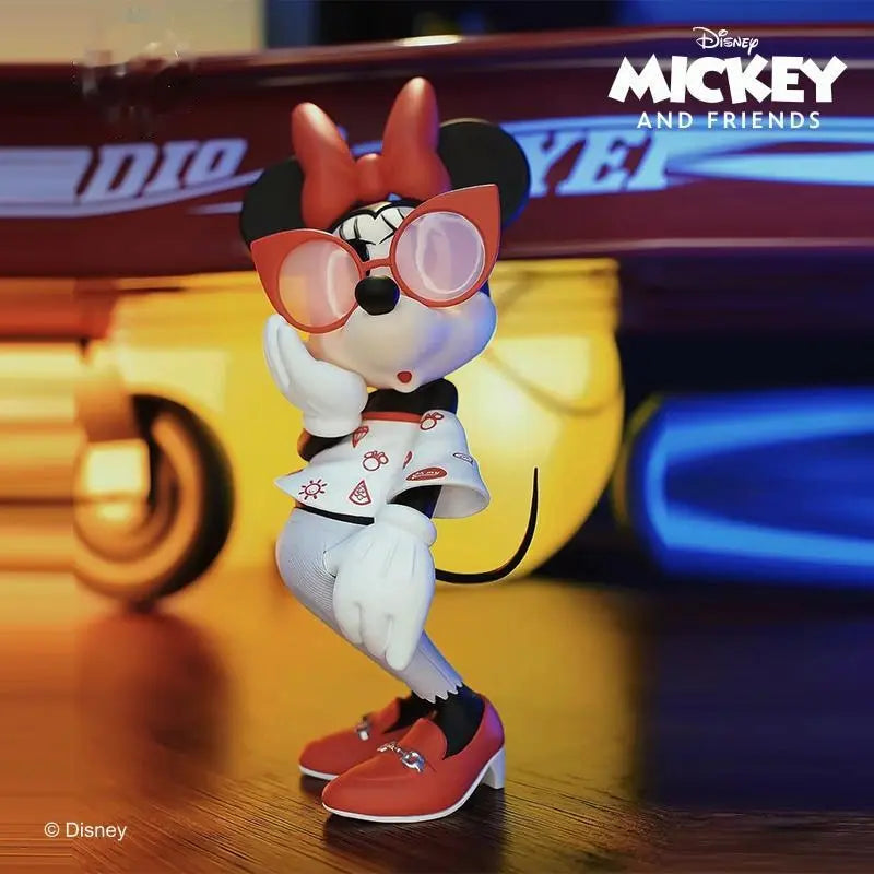 Mickey and Minnie Mouse Figurines – Iconic Disney Collectibles for Display and Gifting 6