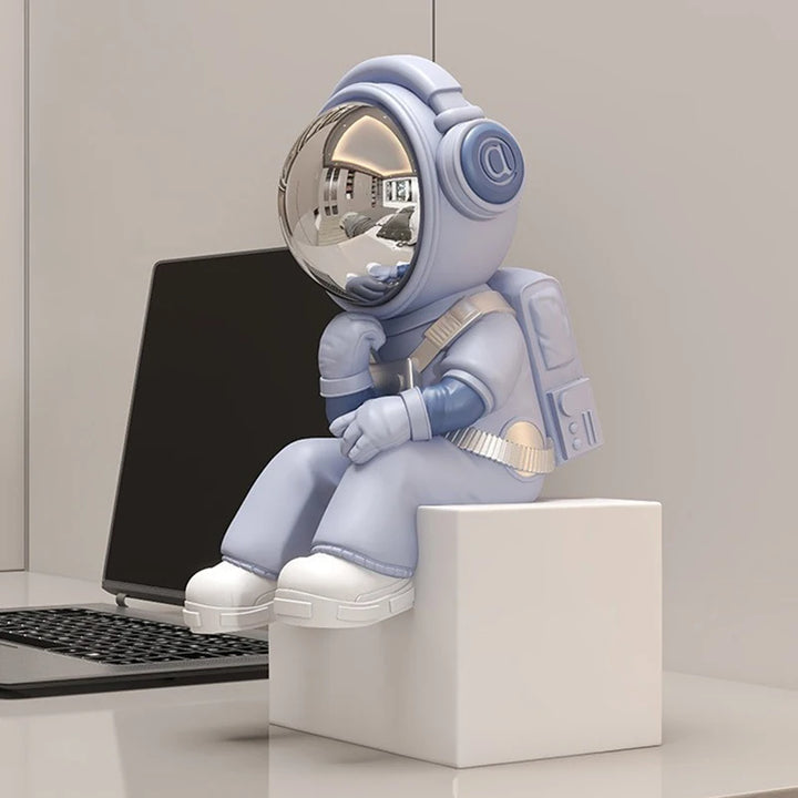 Miniature Astronaut Ornaments for Home Decor – Unique Handcrafted Figurines for Living Room or Office 5