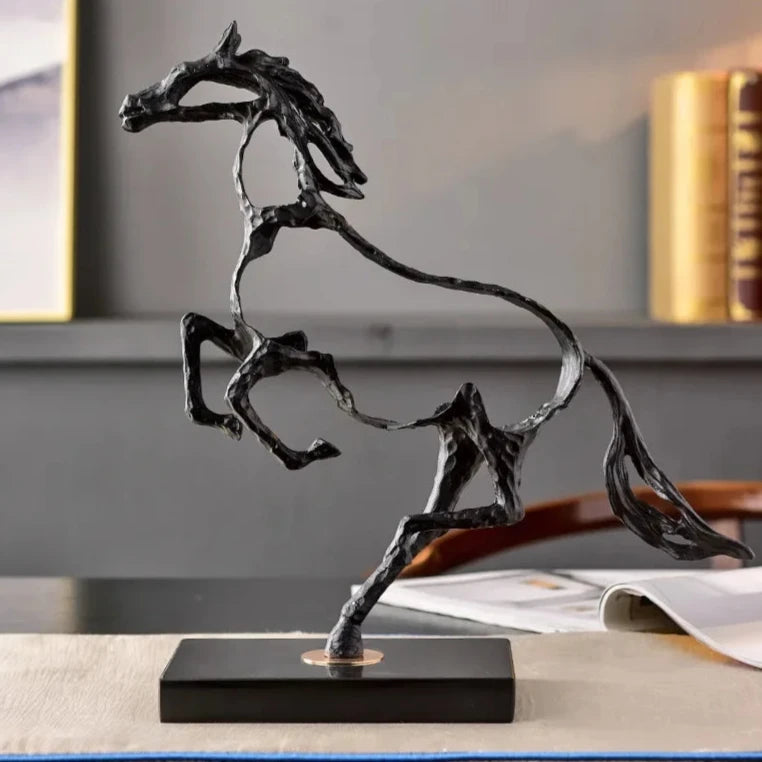 Modern Metal Stallion Sculpture – Elegant Decor for Horse Lovers 1