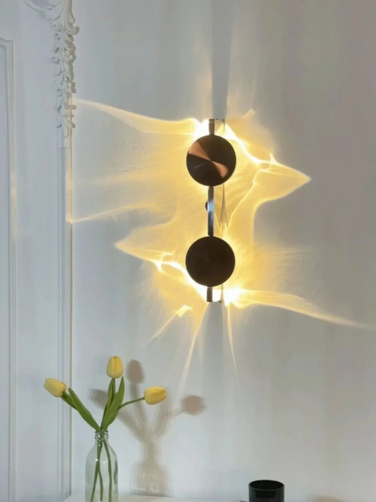 Modern Minimalist Round LED Wall Sconce – Stylish Lighting for Bedroom or Corridor 1