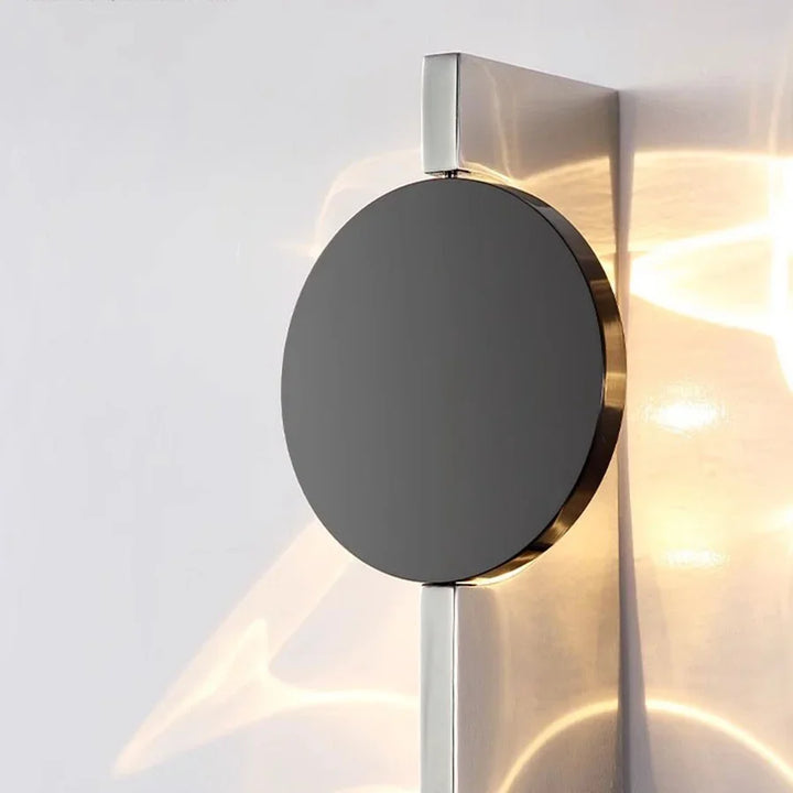 Modern Minimalist Round LED Wall Sconce – Stylish Lighting for Bedroom or Corridor 5