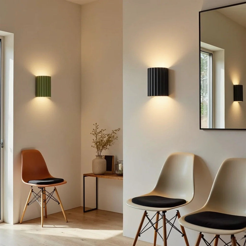 Modern Minimalist Wall Sconce Light with Colorful Accents – Stylish Illumination for Bedroom or Hallway 1