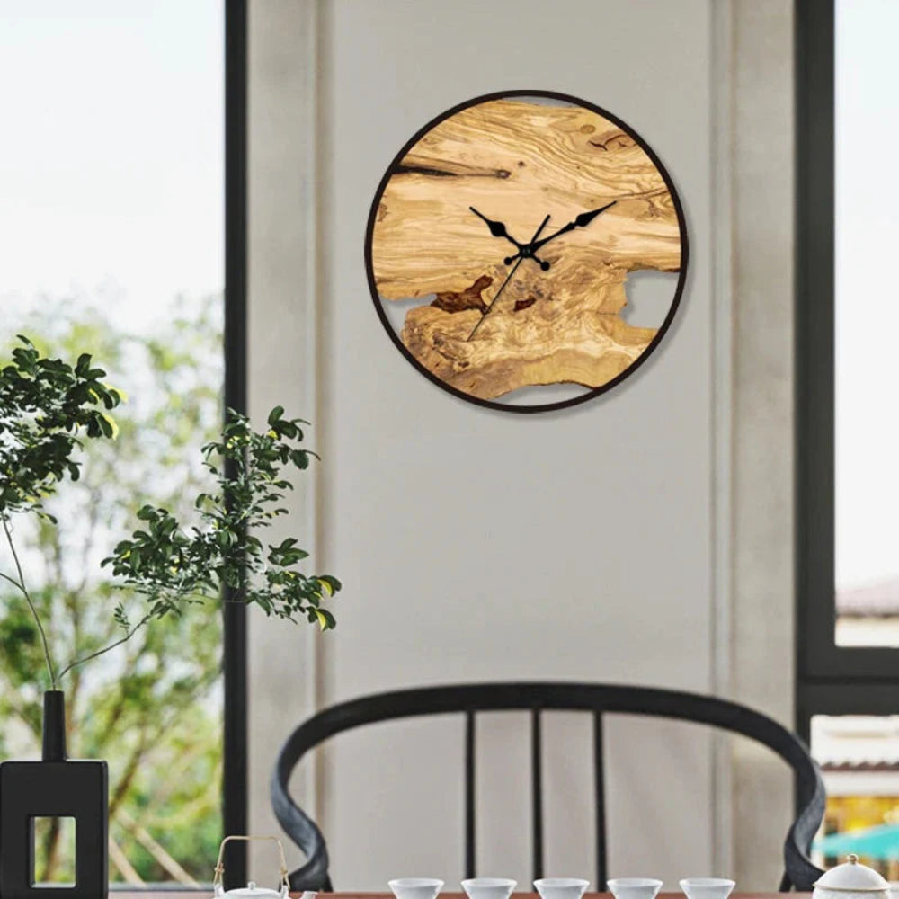 Modern Wall Clock in Transparent Acrylic – Stylish Decor for Home or Office 0