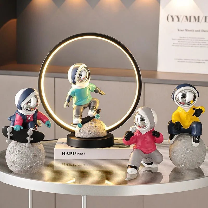 Nordic Astronaut Resin Figurine – Whimsical Home Decor for Kids or Office 17