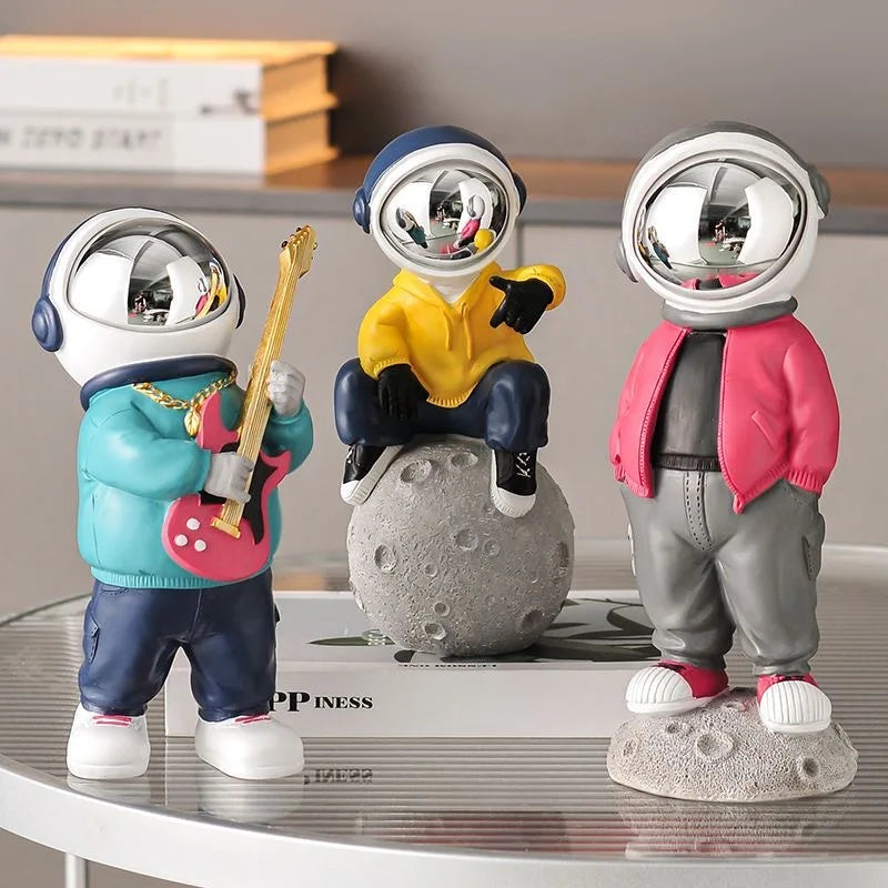Nordic Astronaut Resin Figurine – Whimsical Home Decor for Kids or Office 20