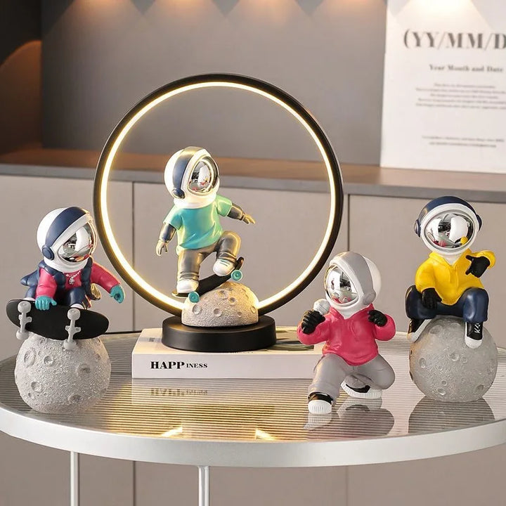 Nordic Astronaut Resin Figurine – Whimsical Home Decor for Kids or Office 5