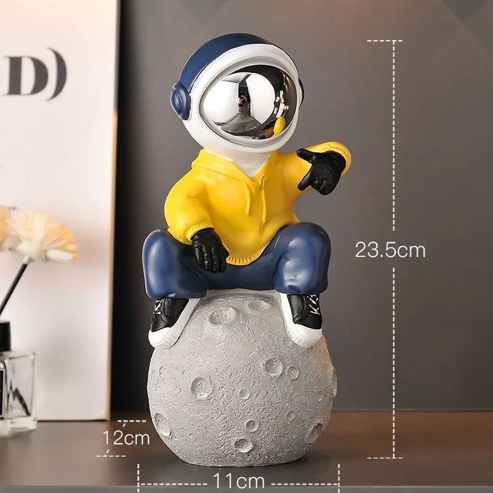 Nordic Astronaut Resin Figurine – Whimsical Home Decor for Kids or Office 6
