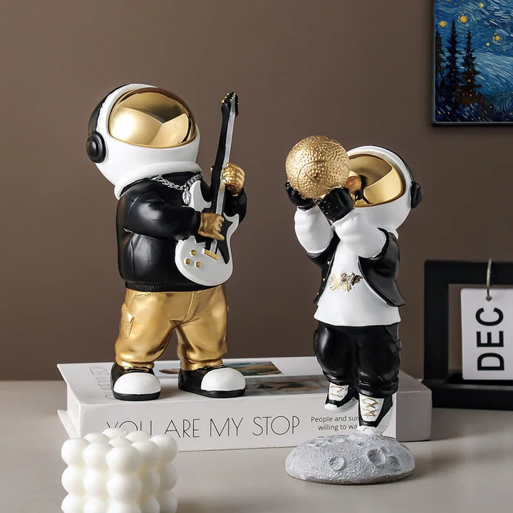 Nordic Astronaut Resin Figurine with Night Light – Whimsical Decor for Kids' Rooms or Office Desks 2