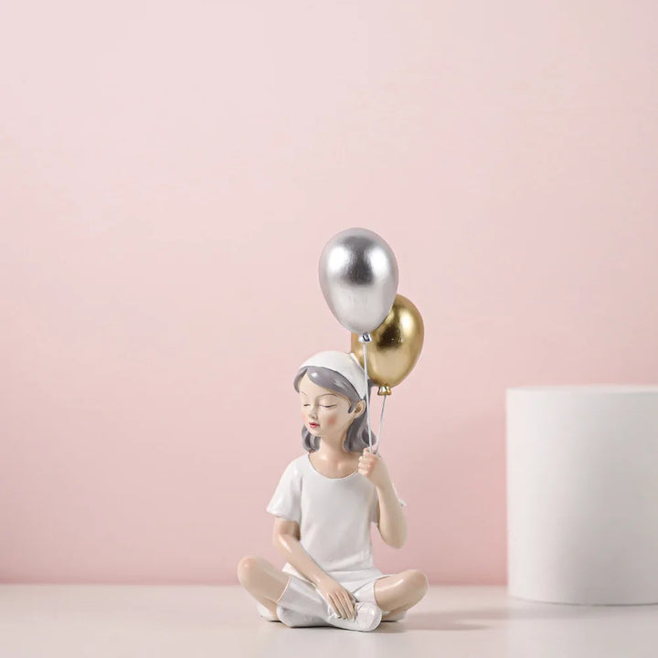 Nordic Modern Resin Statue – Unique Home Decor Accent for Living Room or Office 5