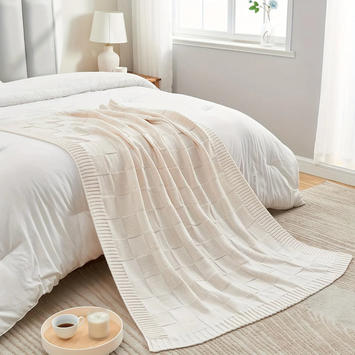 Nordic Style Grid Pattern Blanket – Cozy All-Season Throw for Sofa or Camping 5