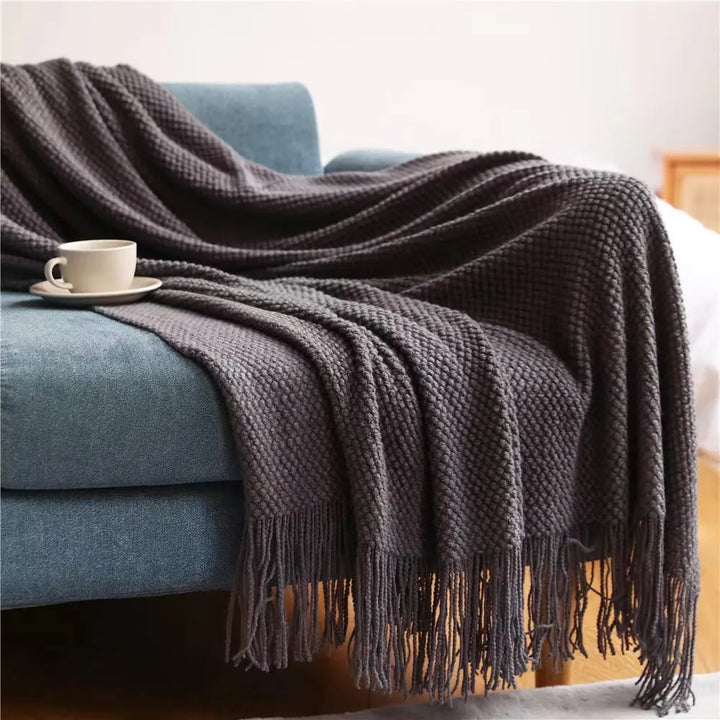 Oversized Knitted Blanket for All Seasons – Cozy Throw for Sofa or Bed 10