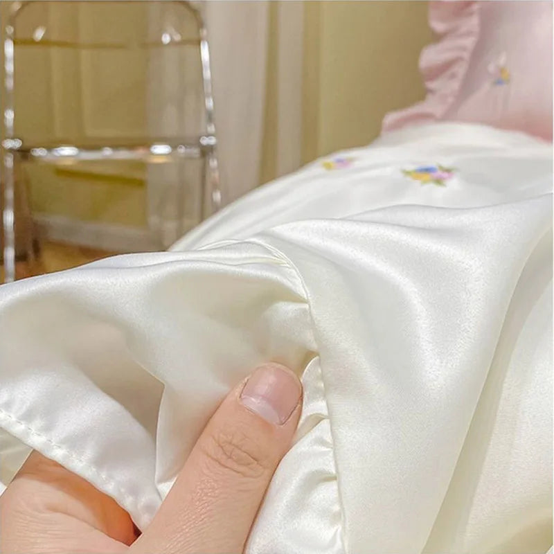 Queen Size Duvet Cover Bedding Set – Elegant White and Pink Design for Spring and Summer Comfort 1