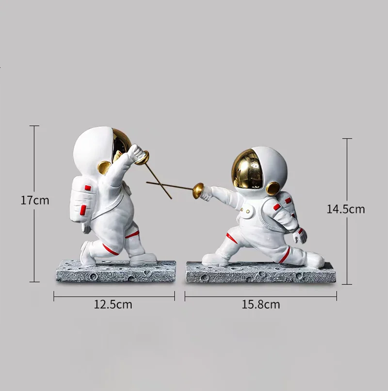 Resin Astronaut Fencing Figurine – Unique Desktop Decor for Space Enthusiasts 1