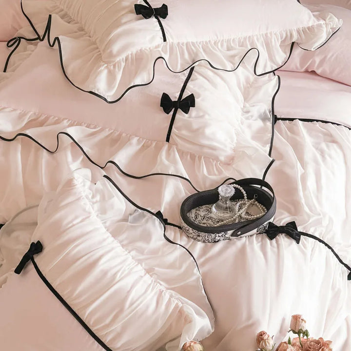 Romantic Lace Bedding Set with Duvet Cover and Sheets – Elegant Bedding for Cozy Bedrooms 2