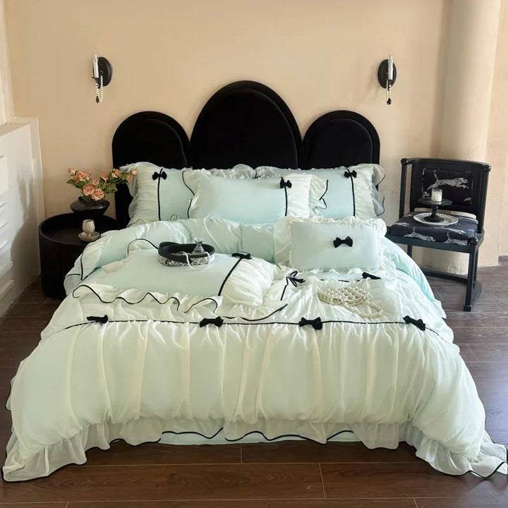 Romantic Lace Bedding Set with Duvet Cover and Sheets – Elegant Bedding for Cozy Bedrooms 9