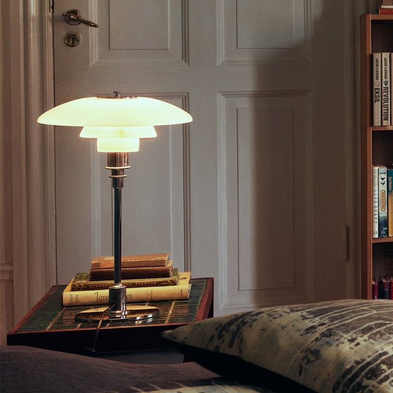 Scandinavian Table Lamp with Warm LED Light – Ideal for Bedside or Desk Use 8