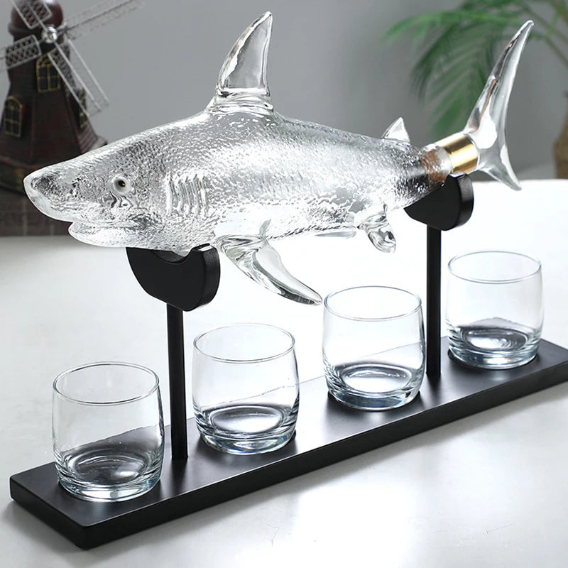 Shark-Shaped Decanter and Glasses Set – Unique Barware for Wine and Spirit Lovers 1