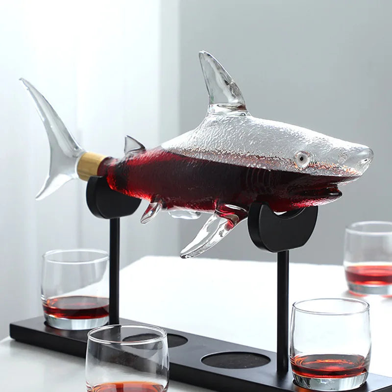 Shark-Shaped Decanter and Glasses Set – Unique Barware for Wine and Spirit Lovers 3